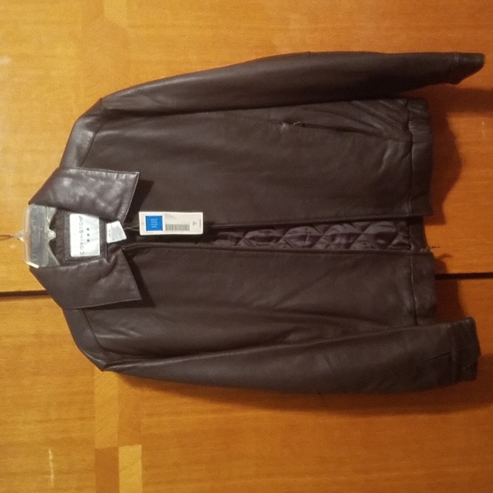 Covington genuine leather bomber jacket.Size Medium Brown leather...nwt...